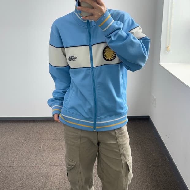 The north face 노스페이스 스카이블루 져지