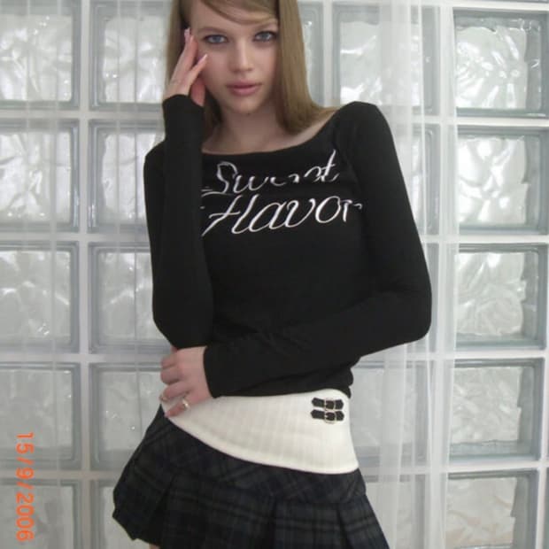 포어링 Sweet flavor draped tee (black)