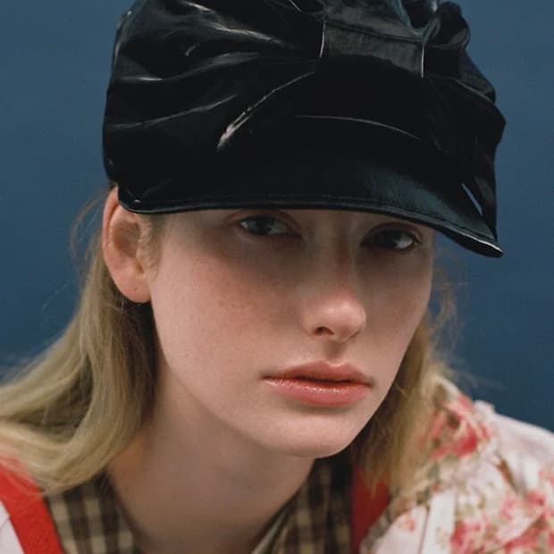 어썸니즈 벨보이 캡 리본 블랙