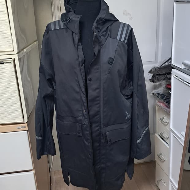 아디다스 블랙 3선 점퍼 자켓100(거의 새제품)