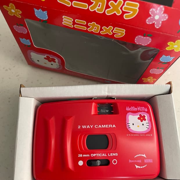 고전키티 필름카메라
