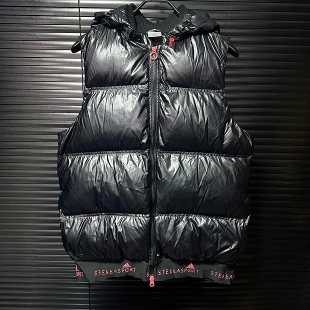 아디다스 스텔라 맥카트니 스포츠 유광 푸퍼 패딩 블랙 검정 90 S 핑크