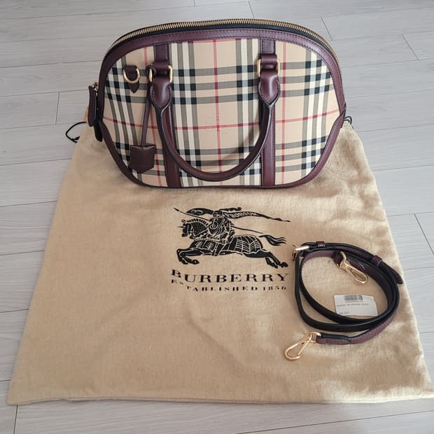 버버리 오차드 호스페리 백 판매