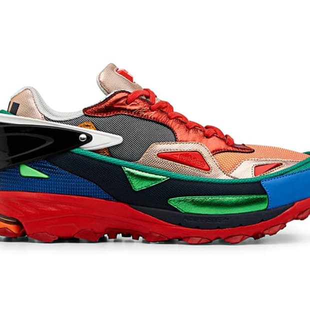 Raf Simons × Adidas 트레일 리스폰스