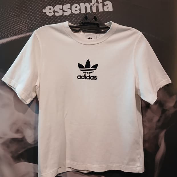 아디다스 프리미엄 반팔티