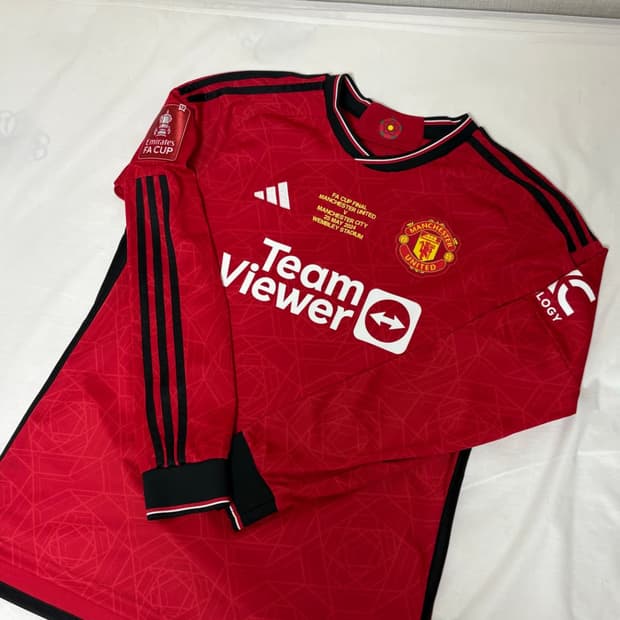 23-24 맨체스터 유나이티드 유니폼(브페 fa컵 결승 패치)