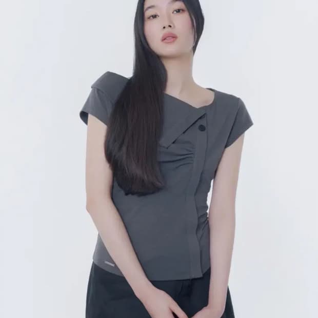 미세키서울 Folding collar shirring top 2