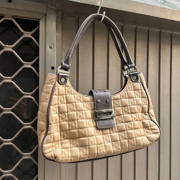 Renoma vintage embossed leather stud bag