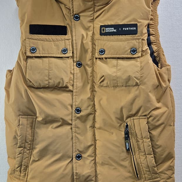 내셔널지오그래픽 라지- 구스다운  패딩 조끼 
