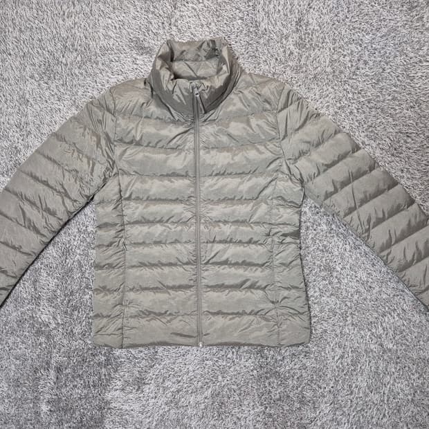 유니클로 여성 경량패딩 L