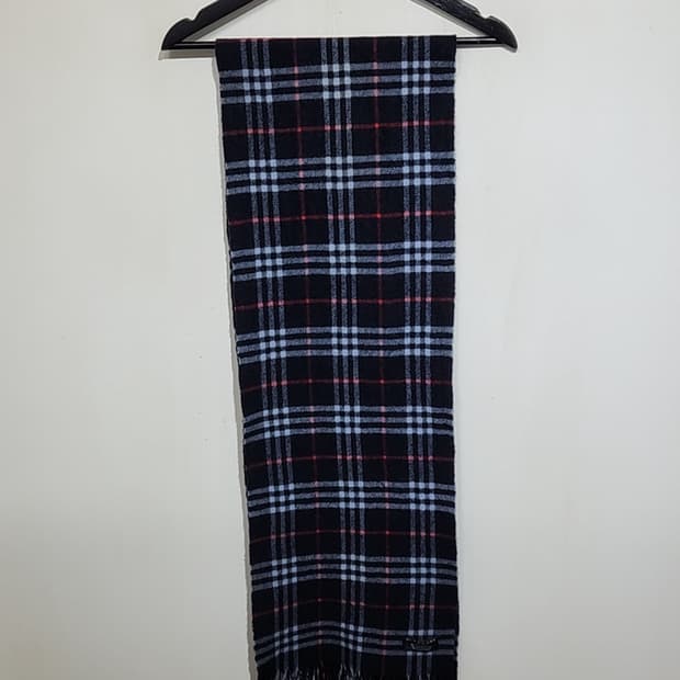 (정품) 버버리 목도리 체크 머플러 네이비 램스울 영국판 