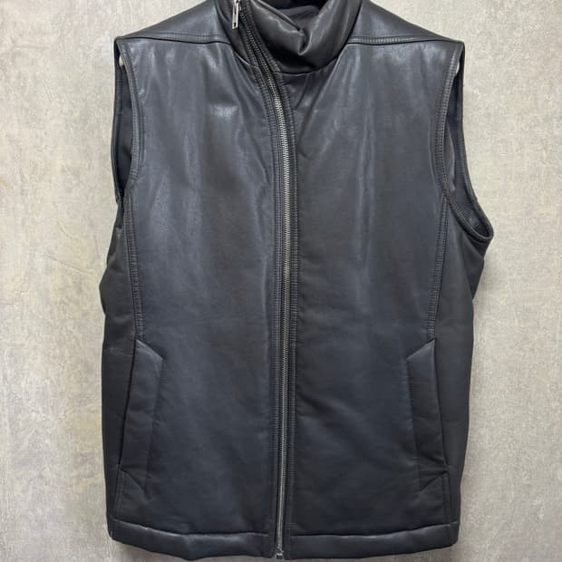 50 / Rick Owens 릭오웬스 레더 패딩 베스트