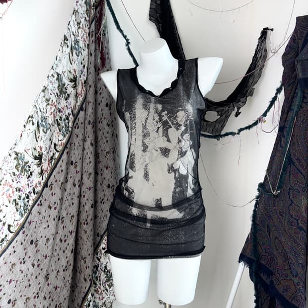 Y2k 느와르 베일 슬리브리스