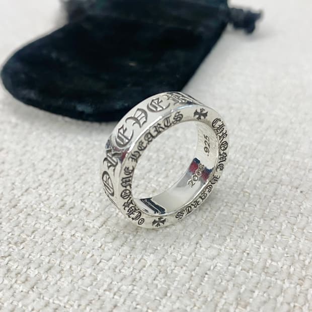 크롬하츠 스페이스 6mm 포에버링 17호 실버(컨디션굿)