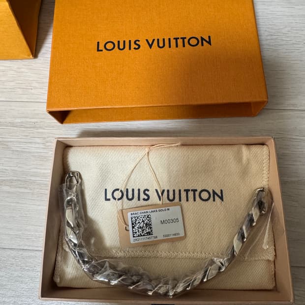 루이비통 팔찌