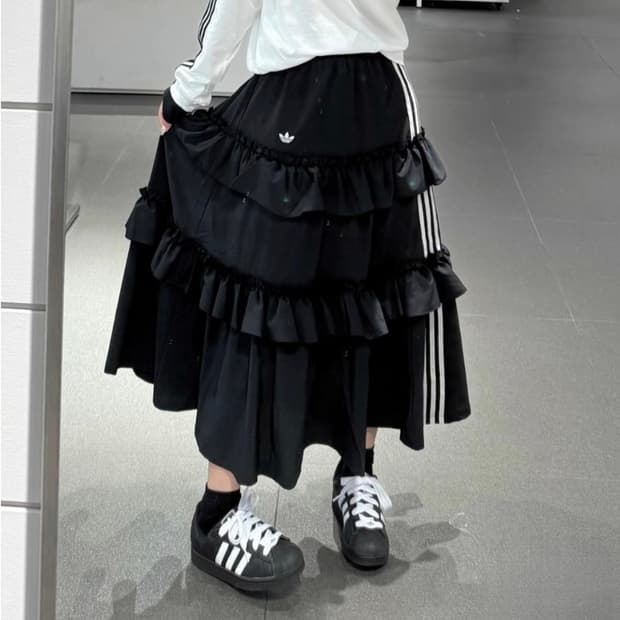 하루특가)아디다스 롱스커트 블랙 xs