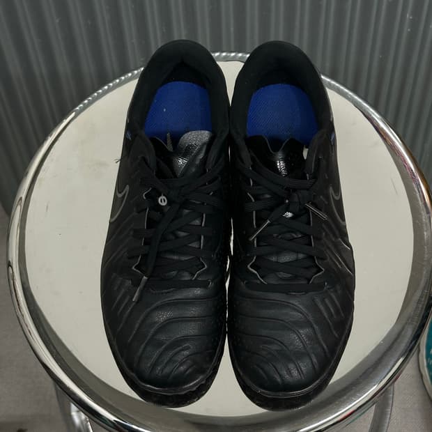 [250] 나이키 NIKE 티엠포 레전드 10 TF 블랙 터프 축구화 풋