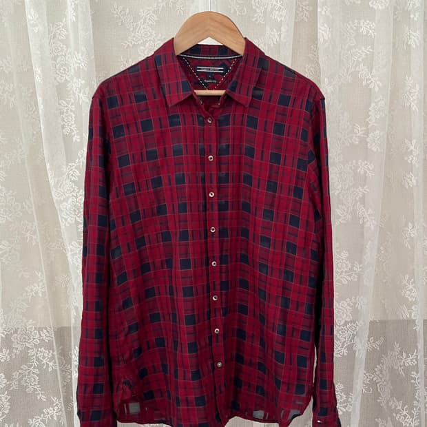 M) 타미힐피거 여성 레귤러핏 체크 셔츠 와인