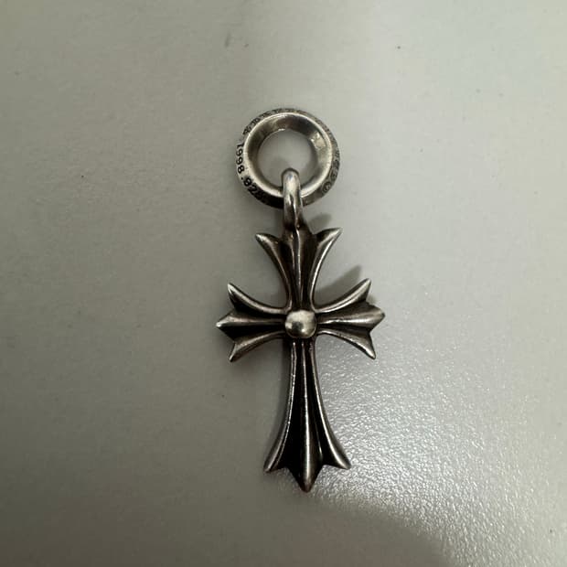 크롬하츠 타이니크로스 펜던트 단품