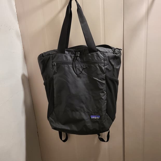 파타고니아 울트라라이트 블랙홀 토트백