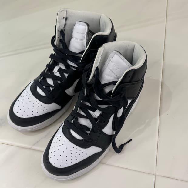 나이키 덩크하이 앰부시