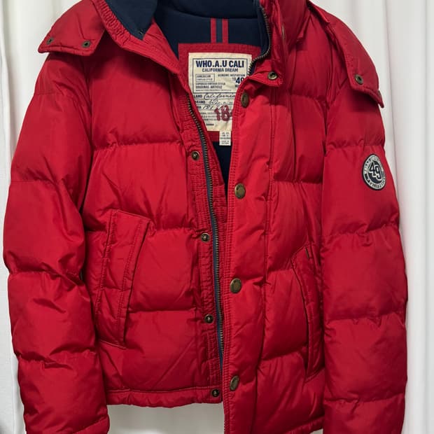 WHO.A.U 캘리포니아 레드 패딩