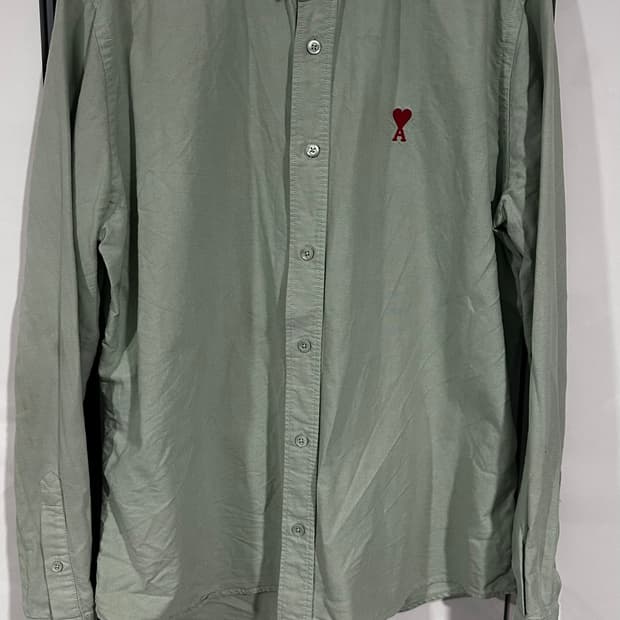 아미 옥스포드 올리브 셔츠