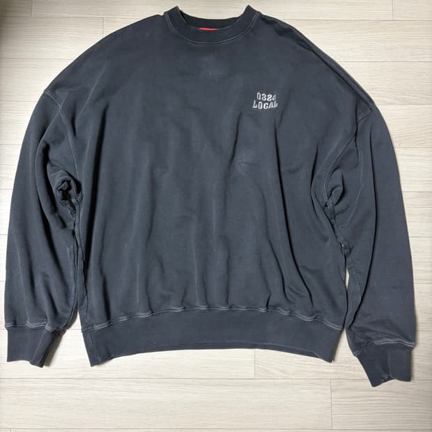 032c 다크그레이 맨투맨 M사이즈