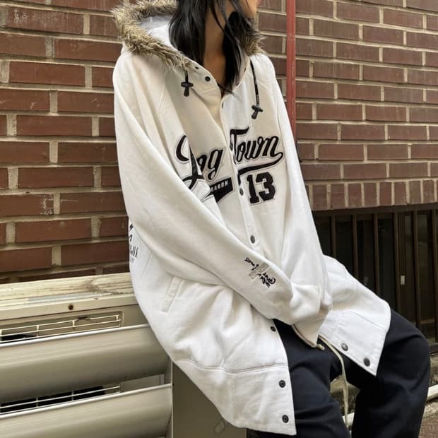 Dog town fur hoodie oriental detail hood