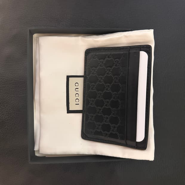 구찌 마이크로 GG 시마 카드 케이스 블랙