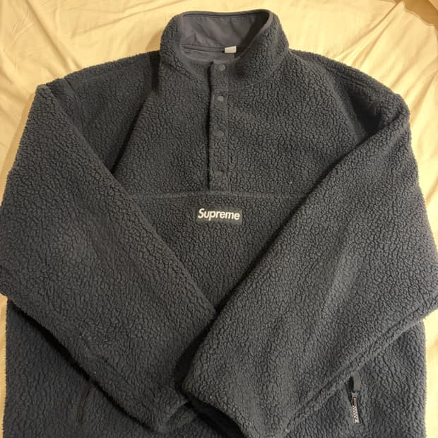 슈프림 24fw 폴라텍 풀오버 판매합니다