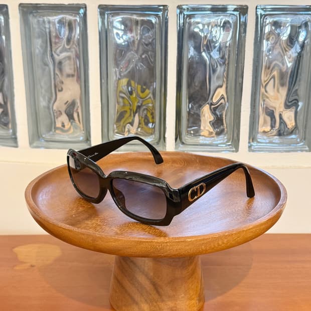 빈티지 크리스찬 디올 sunglasses