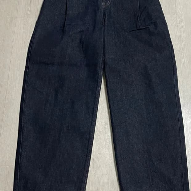 비슬로우 콘밀 딥턱 와이드 데님 32