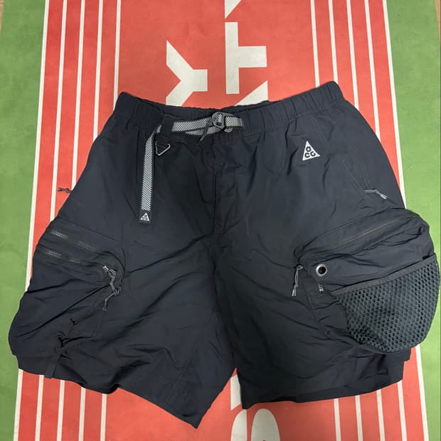 나이키 acg 스노우그래스 카고 쇼츠 블랙 us M