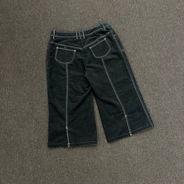 11)Essentiel 빈티지 여성 스티치 디테일 벨벳 쇼츠
