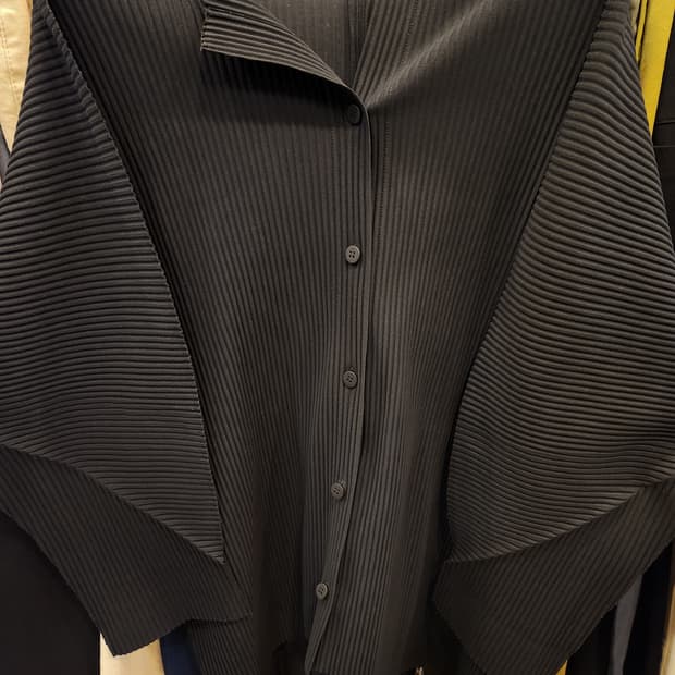 Issey Miyake me 점프플리츠 가디건