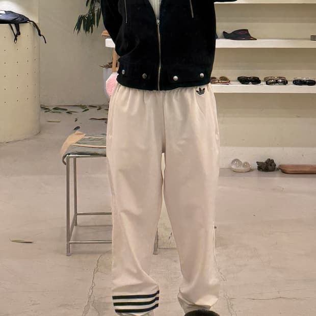 아디다스 오리지널스 트레포일 조거 팬츠 U494