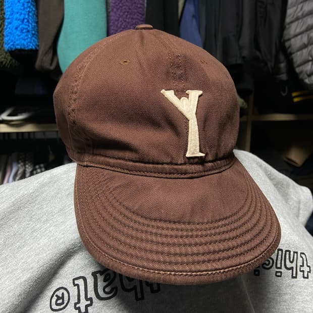Ryoo Y-og ball cap 브라운