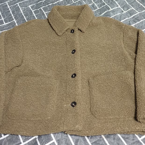 유니클로 크롭 윈드블럭 후리스 뽀글이 자켓 (S)