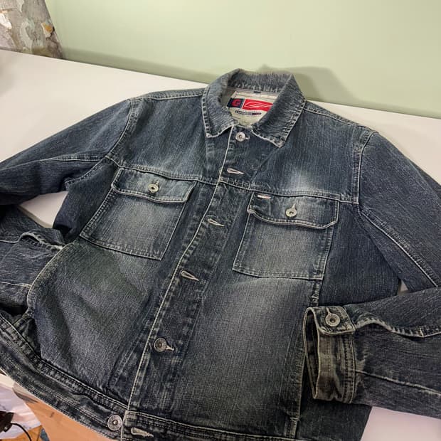 L 임포리오USA 빈티지워시드 투포켓 크롭 데님자켓