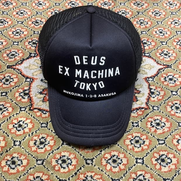 [FREE] 데우스 엑스 마키나 도쿄 어드레스 트러커 캡