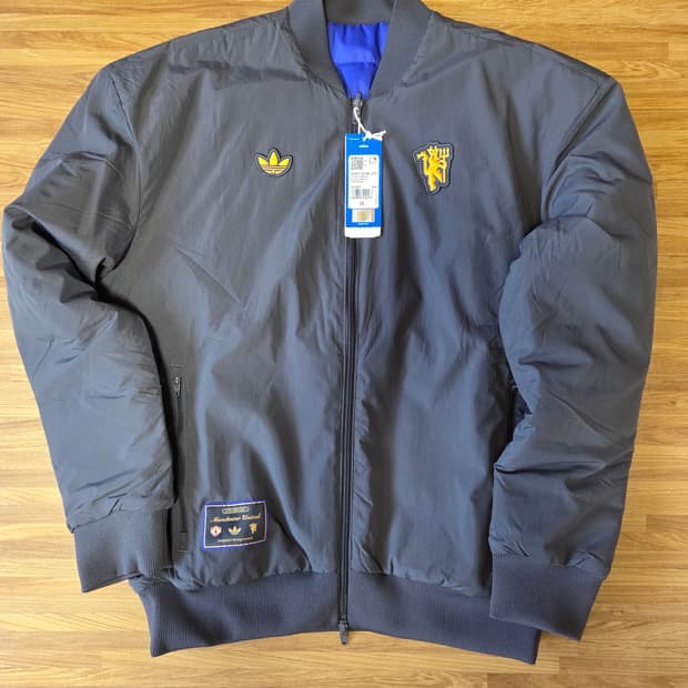 아디다스 맨유 아모림 패딩