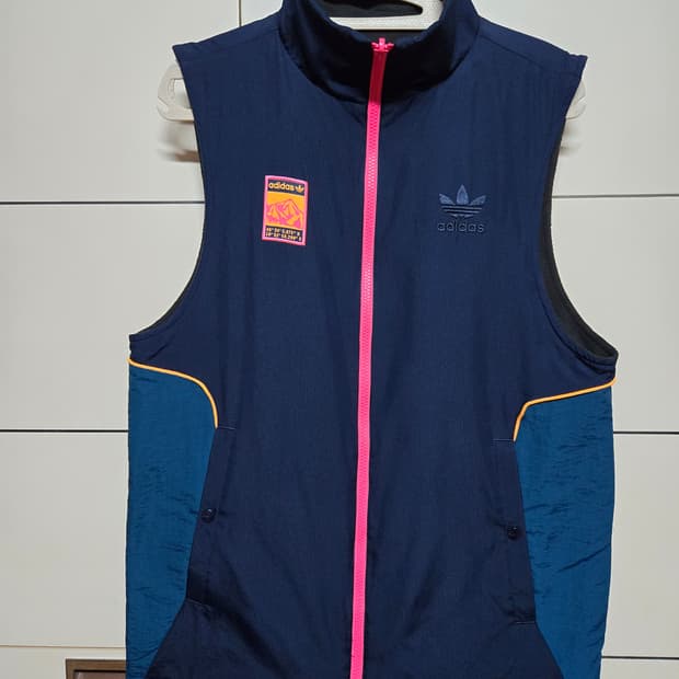아디다스 리버시블 멀티컬러 후리스 조끼집업