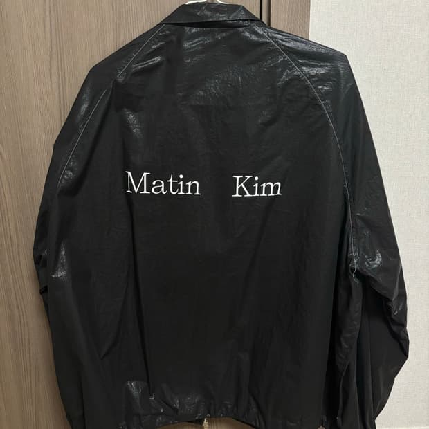 마뗑킴 로고 코팅 점퍼