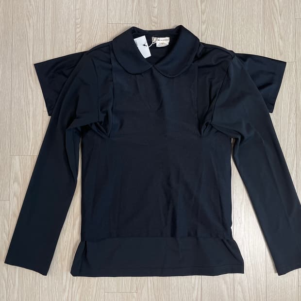 꼼데가르송 트랜스폼드 도킹 라운드 칼라 블라우스 AD2018