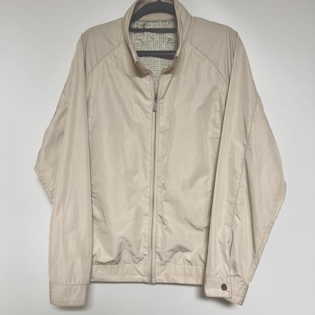 Givenchy 지방시 베이지 점퍼 100-105