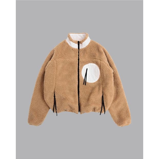 더뮤지엄비지터 리버서블 플리스 브라운 s