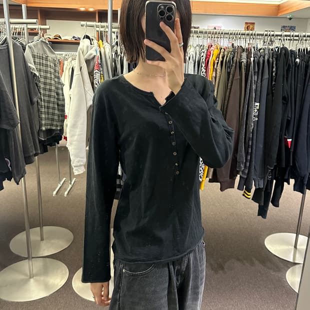 M)Japanese vintage 데미지 디테일 헨리넥 롱슬리브