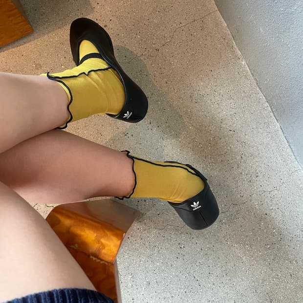 아디다스