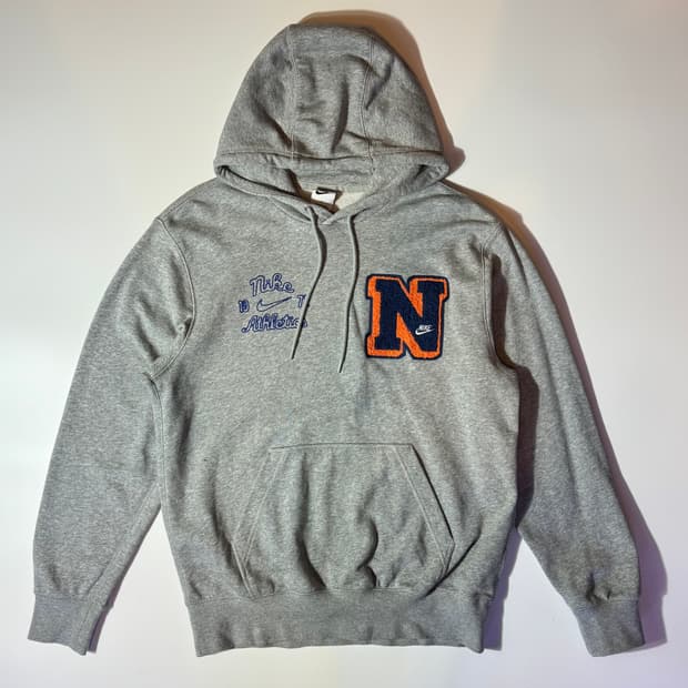 Nike 그레이 레터링 후디